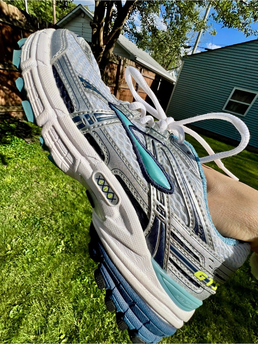 NEW Brooks sneaker GTS 11th Ed. DNA Flextra running shoe blue silver shimmer 8.5 - Picture 11 of 17